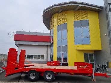 Prikolica Hummel 12 ton za gradbene stroje- NOVO Prikolica Hummel 12 ton za gradbene stroje- NOVO