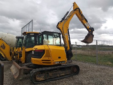 jcb mini bagger