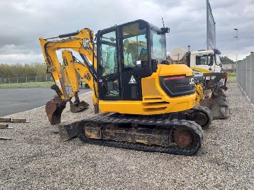 Mini bager JCB 85 z1- bj 2015