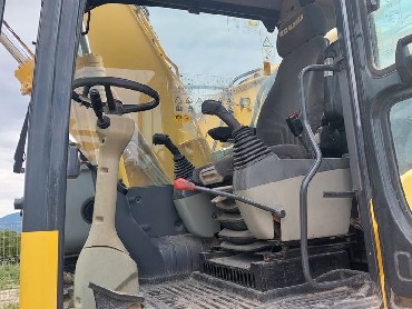 kabina komatsu kabina komatsu
