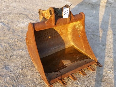 32-zlica komatsu 32-zlica komatsu