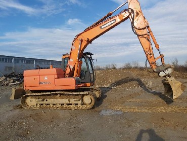 Bager DOOSAN DX 140-letnik 2010